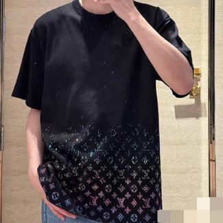 루이비통 남여공용 반팔티 M10441