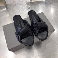 발렌시아가 신상 슬리퍼 604902 블랙