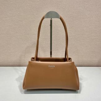프라다 스몰 가죽 숄더백 1BA368 브라운