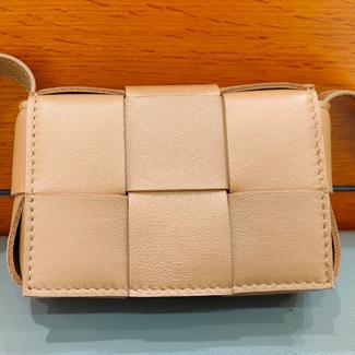 보테가 미니 카세트백 V7789-2