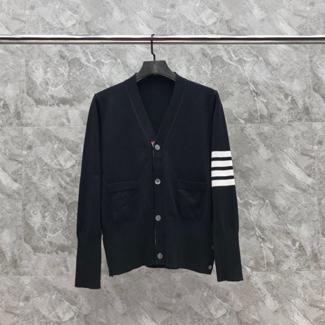 톰브라운 남여공용 가디건 TB8696 블랙